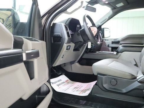 Used 2020 Ford F150 XLT image 9