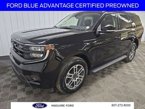 Certified 2025 Ford Expedition Active AWD/4WD image 11