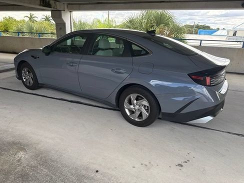 Used 2025 Hyundai Sonata SE FWD image 17