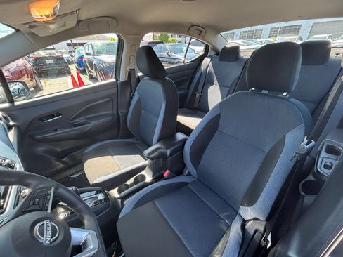 Used 2025 Nissan Versa SV FWD image 36