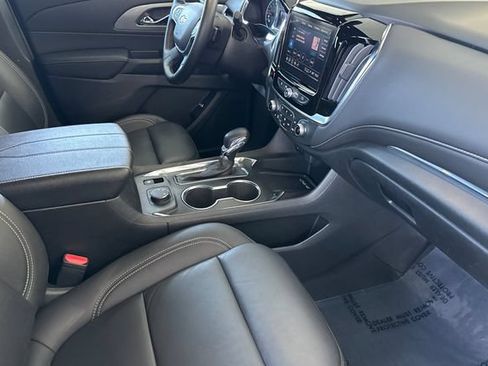 Used 2023 Chevrolet Traverse LT w/ LPO, Floor Liner Package AWD/4WD image 20
