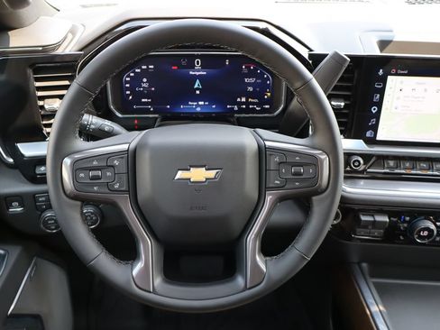 Used 2026 Chevrolet Silverado 3500 High Country w/ High Country Premium Package AWD/4WD image 32
