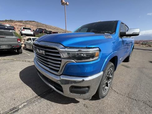 Used 2025 RAM 1500 Laramie AWD/4WD image 1