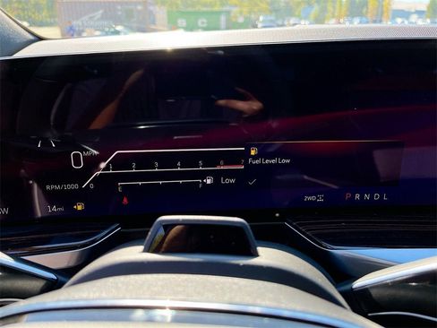 New 2026 Cadillac Escalade ESV Luxury w/ LPO, Radiant Package image 12