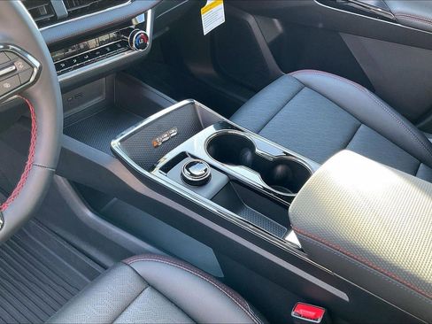 New 2026 Chevrolet Equinox RS image 8