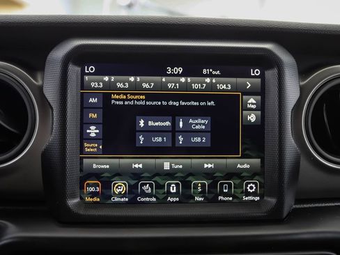 Used 2021 Jeep Wrangler Unlimited Sport AWD/4WD image 17