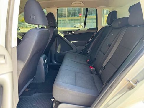 Used 2012 Volkswagen Tiguan S FWD image 31