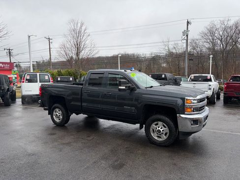 Used 2018 Chevrolet Silverado 2500 LT w/ LT Convenience Package image 5