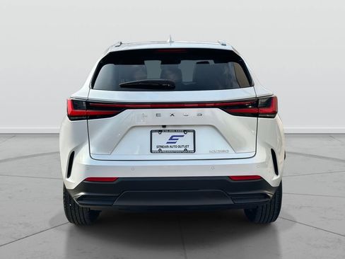 Used 2023 Lexus NX 250 FWD image 6