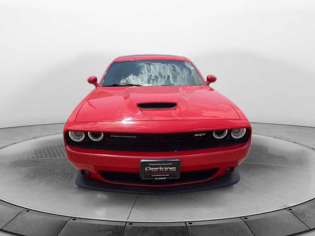 Used 2016 Dodge Challenger SRT w/ Technology Group RWD image 2