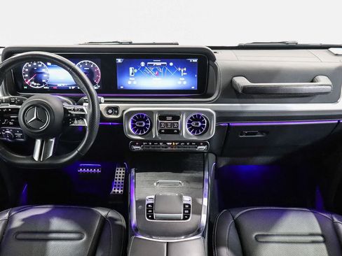 Certified 2025 Mercedes-Benz G 550 image 13