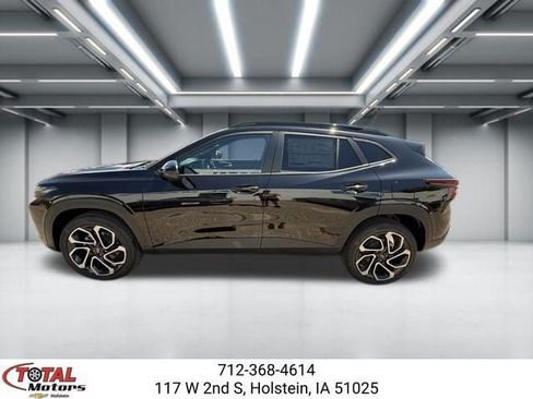 New 2026 Chevrolet Trax RS w/ Driver Confidence Package FWD image 8
