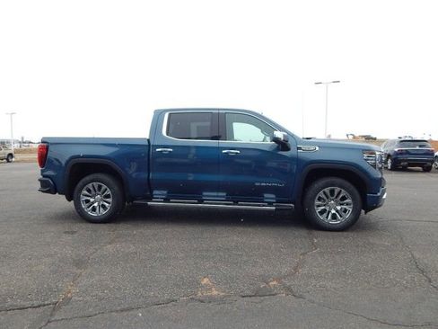 Used 2024 GMC Sierra 1500 Denali w/ Technology Package image 4