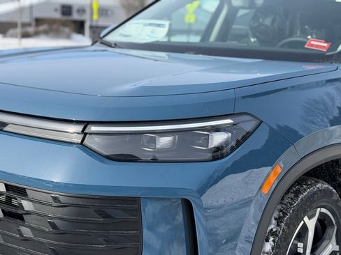 New 2026 Volkswagen Tiguan SE image 6