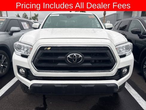 Used 2023 Toyota Tacoma SR5 w/ Technology Package AWD/4WD image 2