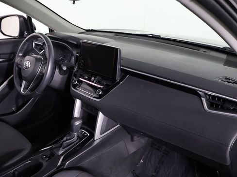 Used 2023 Toyota Corolla Cross LE FWD image 25
