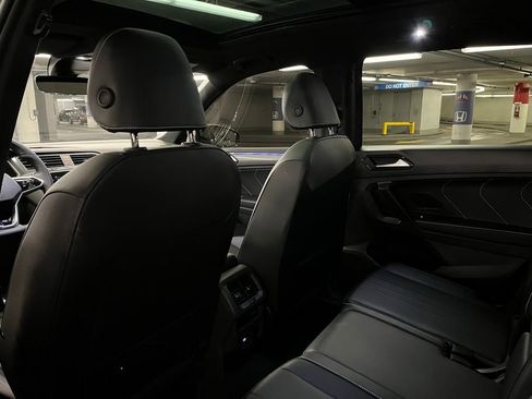 Used 2024 Volkswagen Tiguan SE R-Line image 22