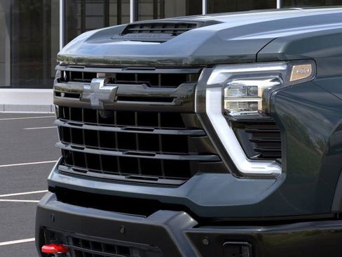 New 2026 Chevrolet Silverado 2500 LT image 14