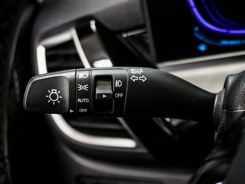 Used 2025 Kia Seltos S image 18