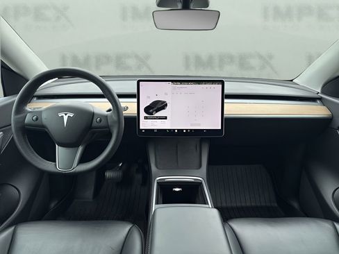 Used 2022 Tesla Model Y Long Range AWD/4WD image 14