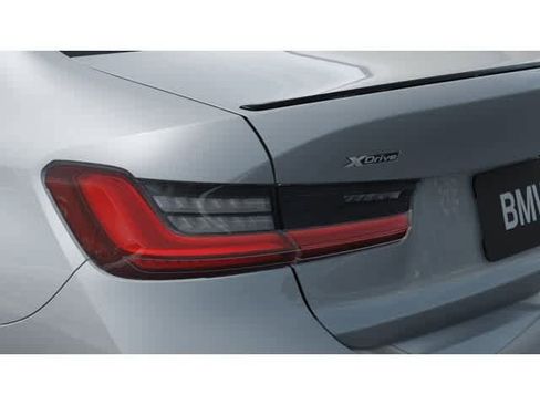 New 2026 BMW 330i xDrive Sedan w/ M Sport Package AWD/4WD image 8