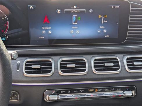 New 2026 Mercedes-Benz GLS 580 4MATIC image 11