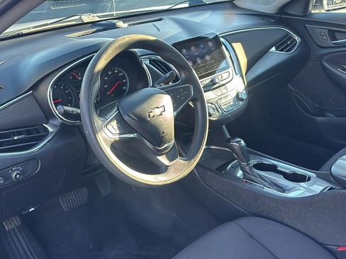 Used 2020 Chevrolet Malibu LT image 26