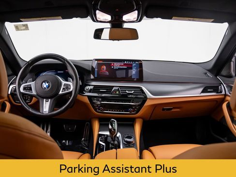 Used 2023 BMW M550i xDrive w/ Executive Package AWD/4WD image 10