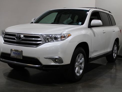 Used 2012 Toyota Highlander image 5