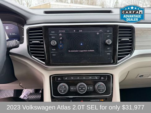 Used 2023 Volkswagen Atlas SEL AWD/4WD image 16