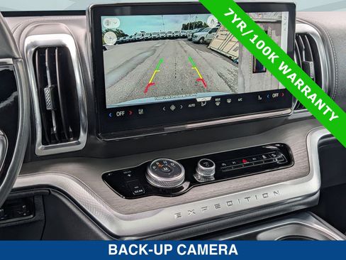 Certified 2025 Ford Expedition Platinum AWD/4WD image 35