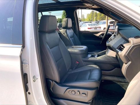 Used 2024 Chevrolet Tahoe LT w/ LT Signature Package AWD/4WD image 10