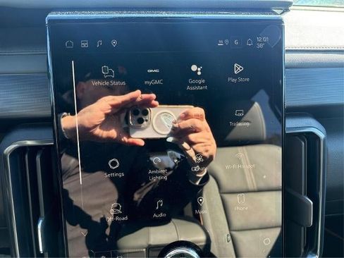 New 2026 GMC Acadia AT4 w/ Luxury Package image 22