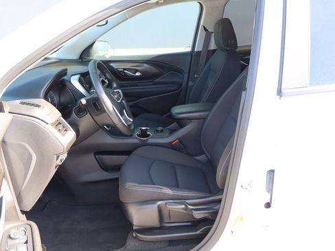 Used 2024 GMC Terrain SLE FWD image 7