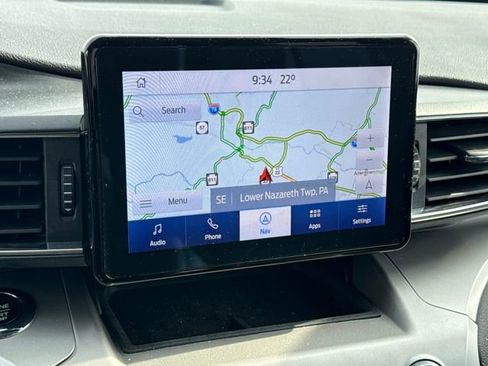 Used 2021 Ford Explorer XLT w/ Equipment Group 202A image 31