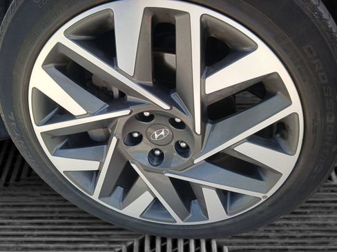 Used 2023 Hyundai Santa Fe Calligraphy FWD image 10