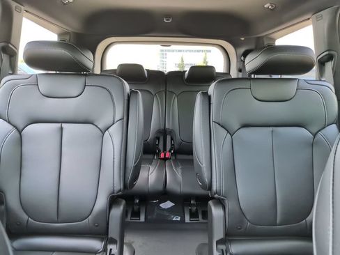 New 2026 Jeep Grand Cherokee L Limited AWD/4WD image 29
