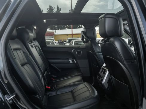 Used 2019 Land Rover Range Rover Sport HSE image 11