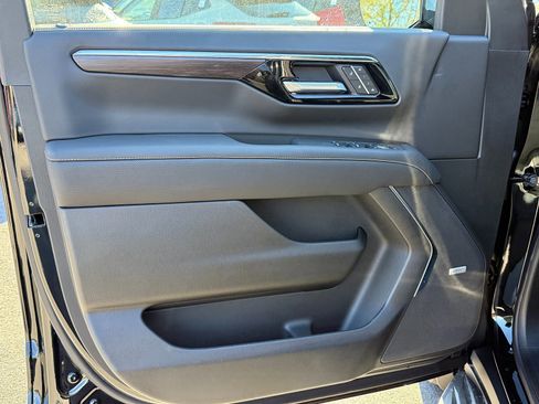 New 2026 Chevrolet Tahoe Premier image 14