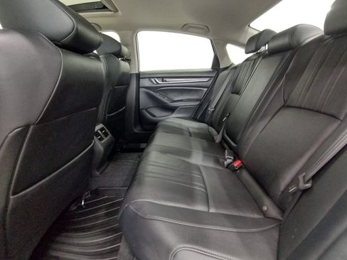 Used 2020 Honda Accord Touring image 42