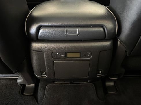 Used 2024 INFINITI QX80 Luxe image 31