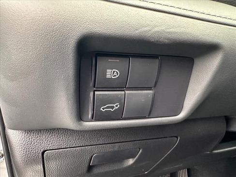 Used 2022 Toyota Highlander XSE image 23