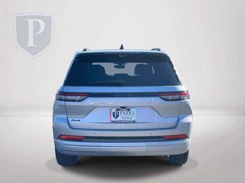 New 2026 Jeep Grand Cherokee Limited AWD/4WD image 5
