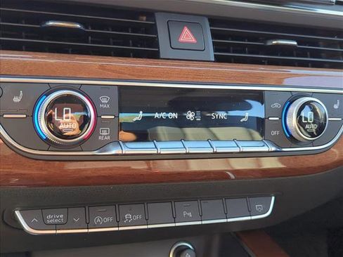 Used 2022 Audi A4 2.0T Premium Plus w/ Premium Plus Package image 12