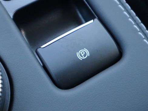 New 2024 Ford Mustang Mach-E Select w/ Comfort Package Lite image 29