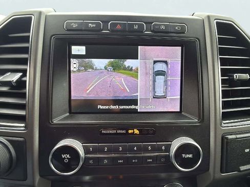 Used 2020 Ford Expedition XLT w/ Equipment Group 202A image 12