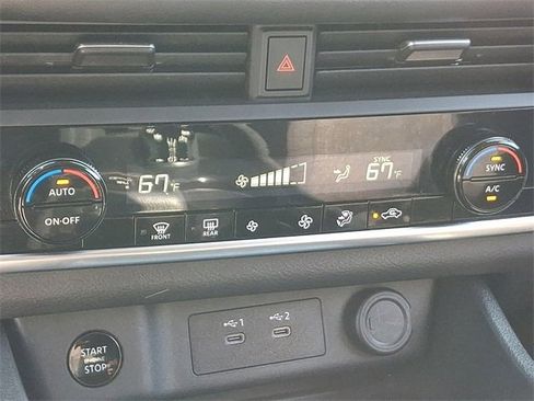 Used 2024 Nissan Rogue SV image 16