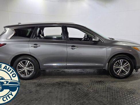 Used 2017 INFINITI QX60 FWD w/ Premium Plus Package image 8