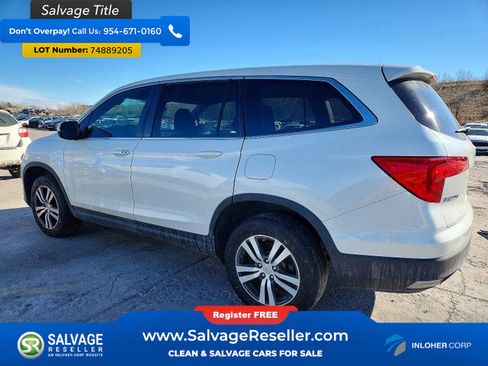Used 2018 Honda Pilot EX image 3