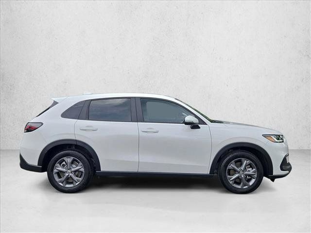 Certified 2026 Honda HR-V LX image 4